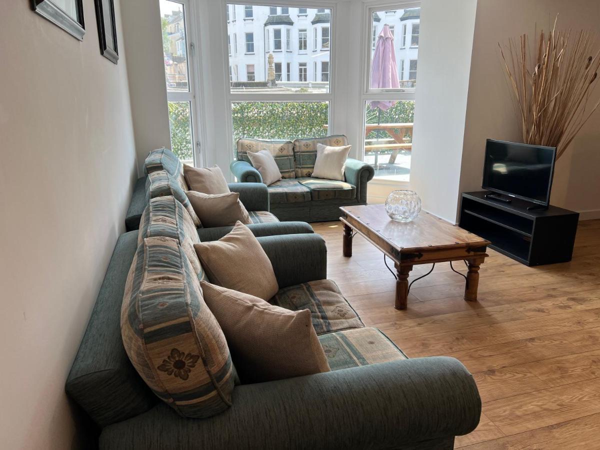Beautiful Apartment,No 1, With Parking Ilfracombe Ngoại thất bức ảnh
