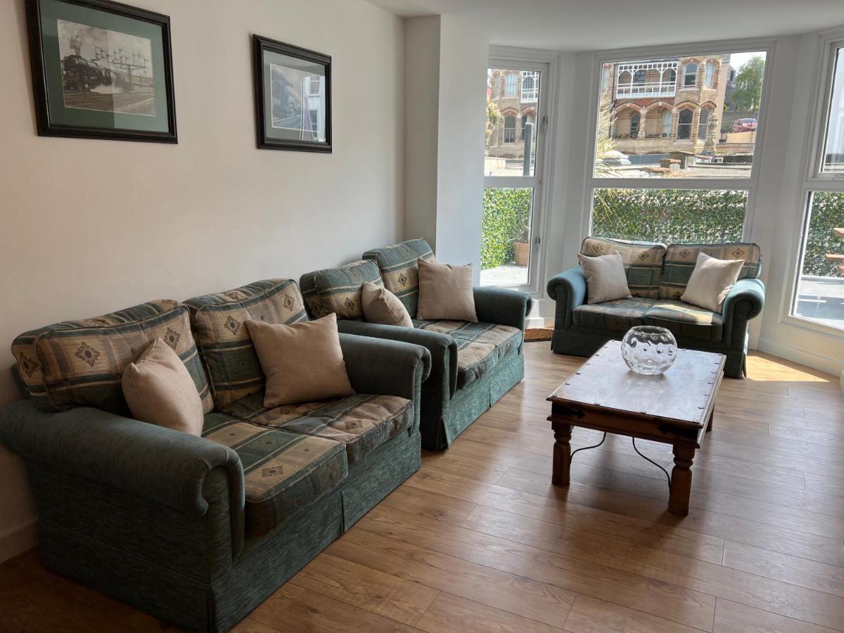 Beautiful Apartment,No 1, With Parking Ilfracombe Ngoại thất bức ảnh
